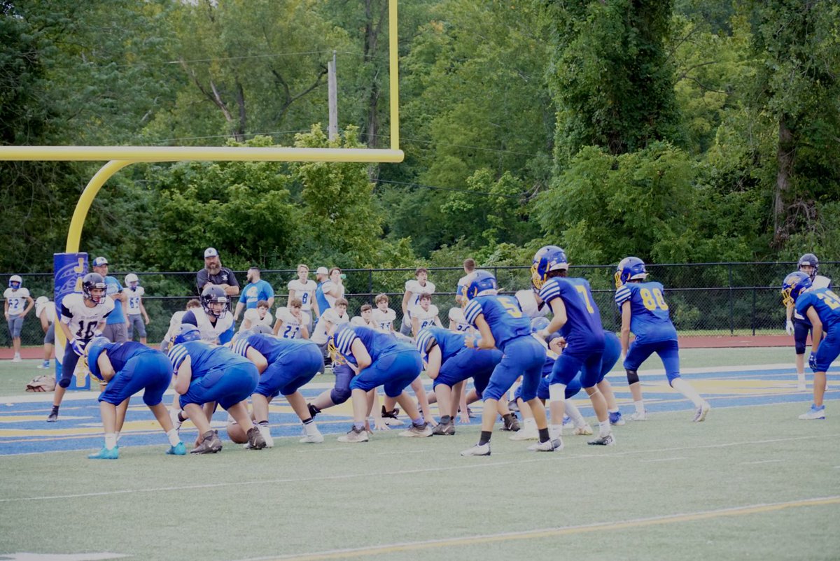 SHS_JaguarFB's tweet photo. Great effort from the lower levels last night. The Freshman beat St. Dominic’s 36-0 and the JV lost a hard fought game 22-12 to Valle. Keep up the good work boys! https://t.co/TUCrW3j7Sa