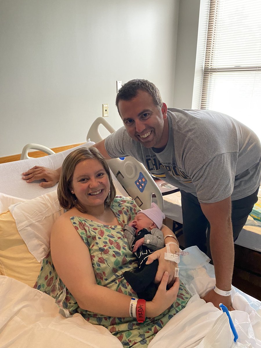 EttaExpress_MC's tweet photo. Added 1 more member to the MC ⚾️ family last night. Congrats to Coach Langley &amp; his wife Nikki!!! Mom and baby are doing great. Damian Franklin Langley will be rocking the pinstripes this spring time. Congrats!!! https://t.co/Qmq1fsm7Y8