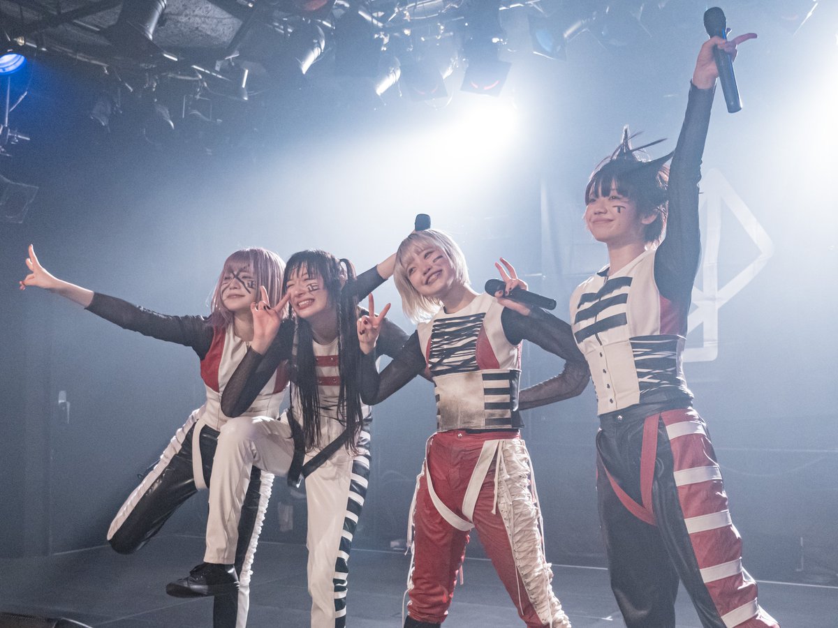 ___ice3's tweet image. メジャーデビューおめでとう！！！

あなたに出会えて幸せさ
ずっとずっと一緒にいたいんだ ✌🏻

#ASP行かなきゃ後悔しないように
#ASPメジャーデビュー