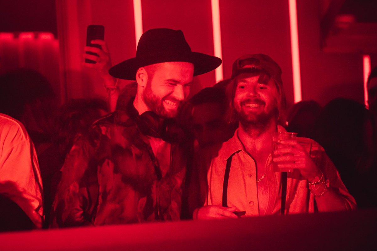 Monolink tweet media