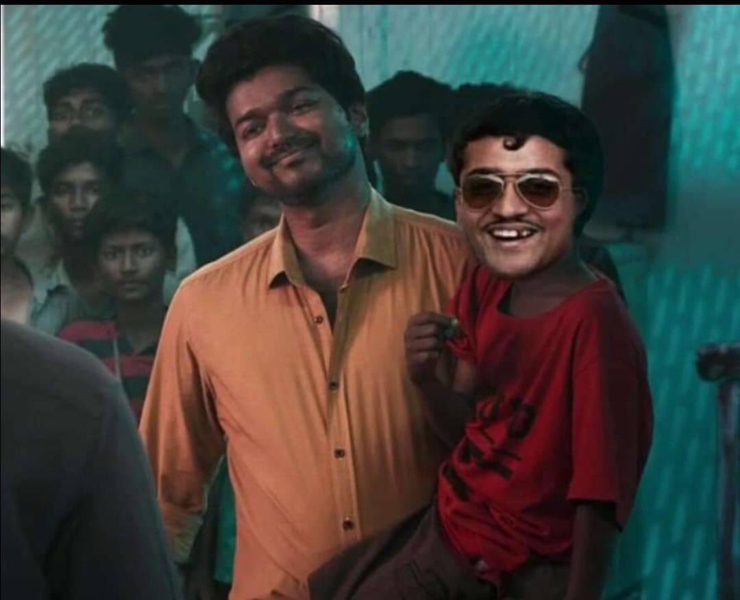 Vijay_devoteee's tweet photo. Dei gommala okka Enna da morning la irudhu oombitu iruka intha thevidiya mavana @Suriya_offl oruthan vidama oothutanuga IVA irudhu waste Ivanuku nee fan Vera naai oothu porandhiya nee adhan arivu ipdi iruka unaku kiruku kulla https://t.co/NCe9Cp4joJ