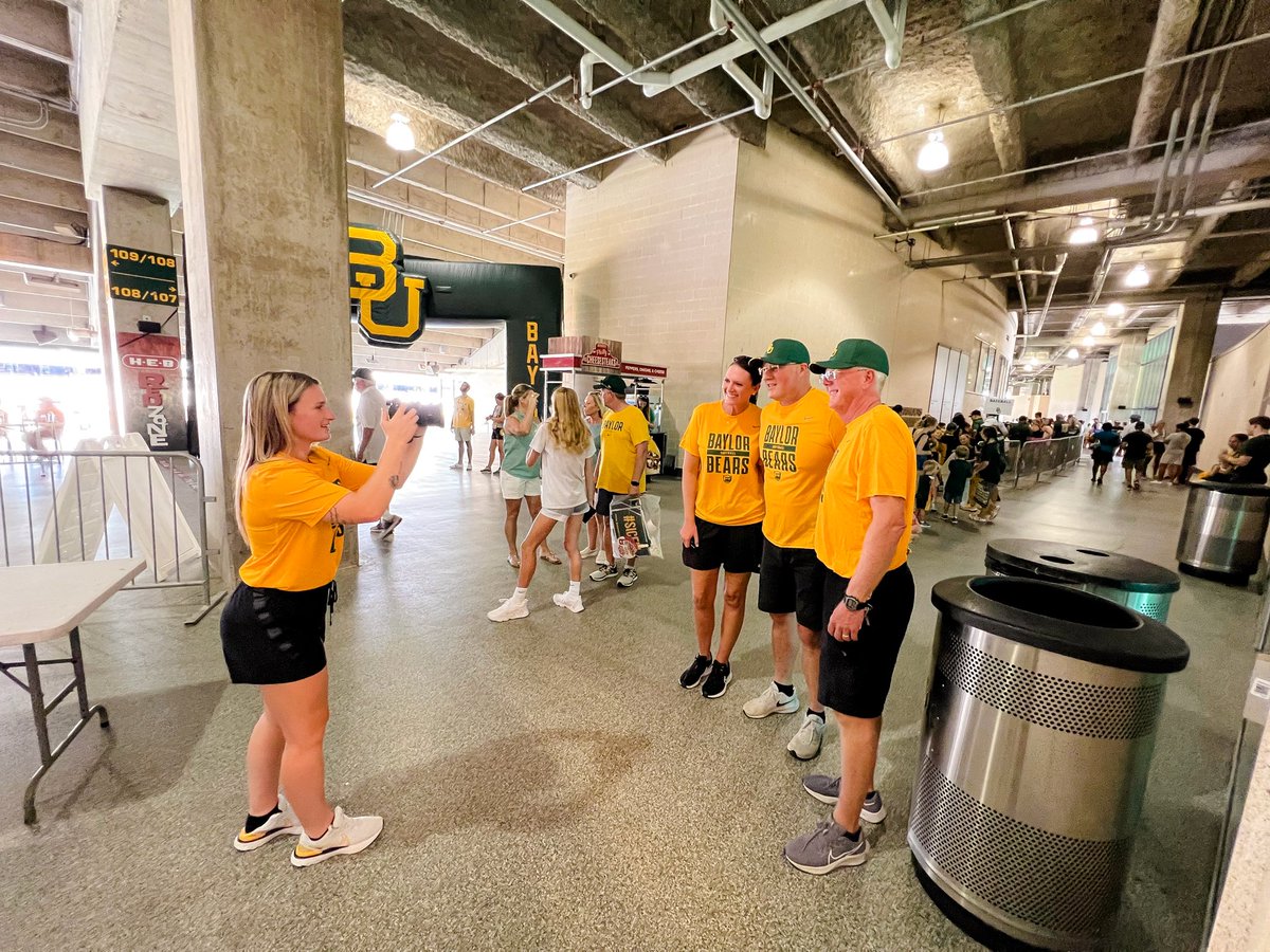 BaylorSoftball tweet picture