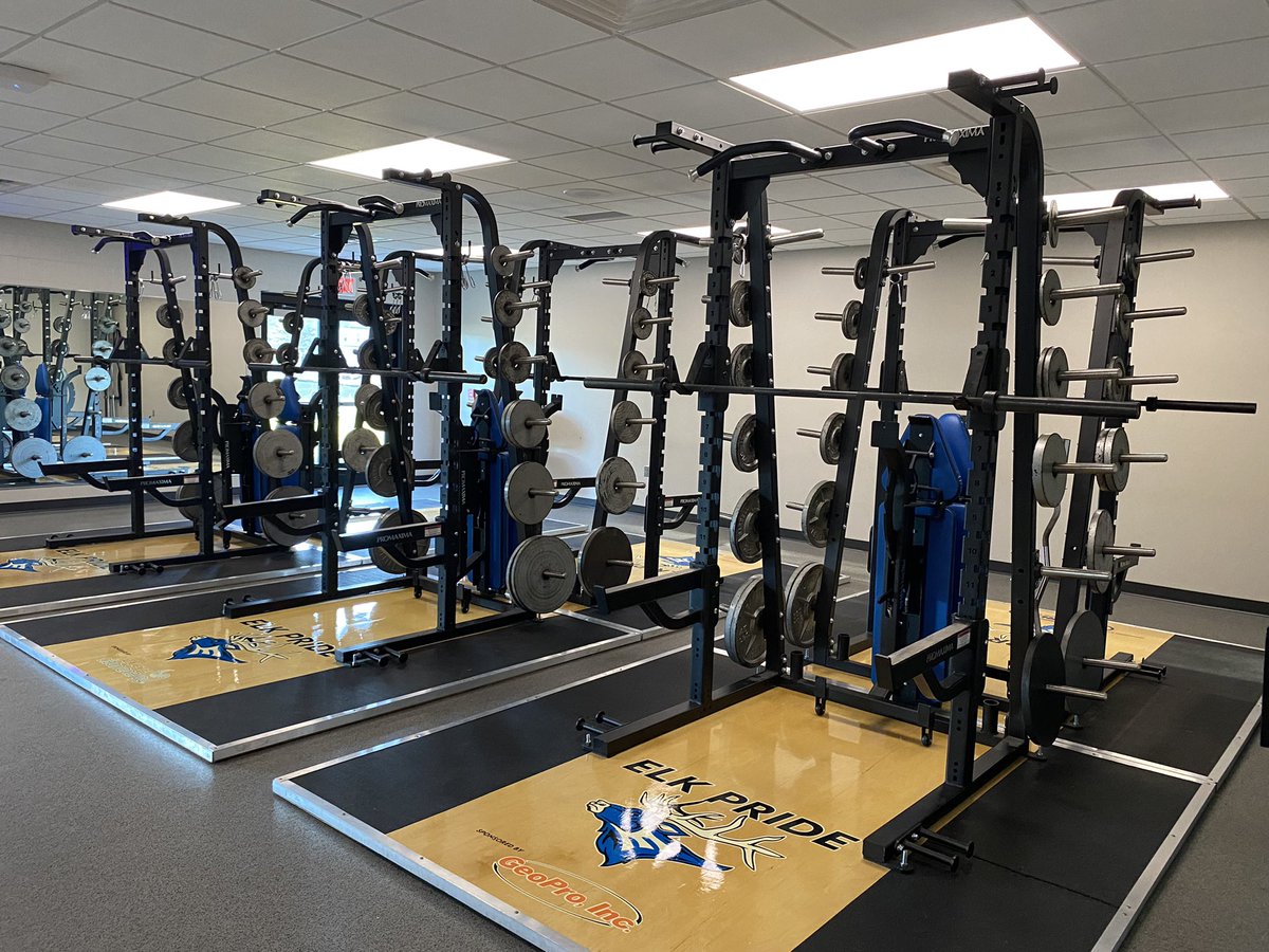 ElbStrength's tweet photo. All of the new platforms are into the weight room and ready to rock! Thank you so much to each of the local business sponsors that made this possible! https://t.co/9vNosWqHxA