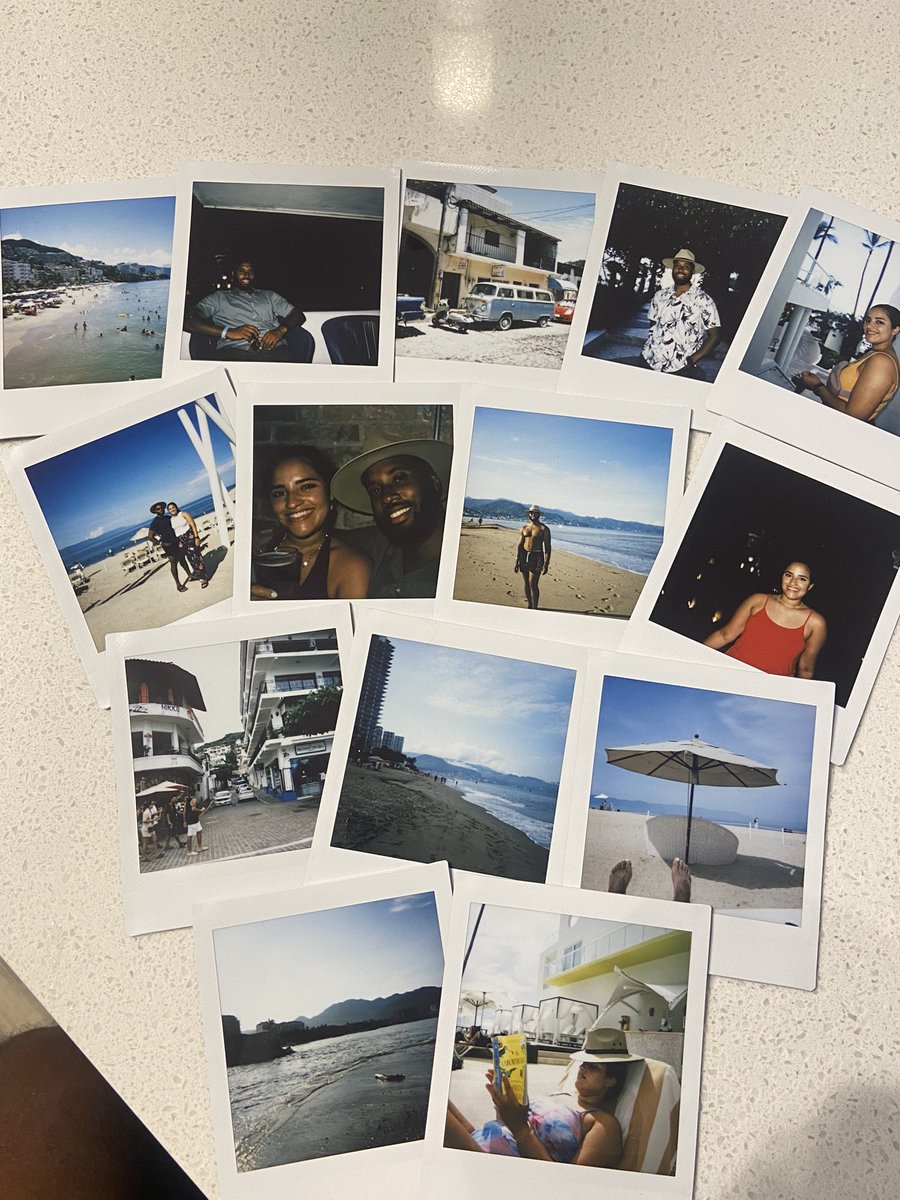 sheldeeen's tweet photo. the camera            🤝🏾        the photos https://t.co/sHghfcwkdg