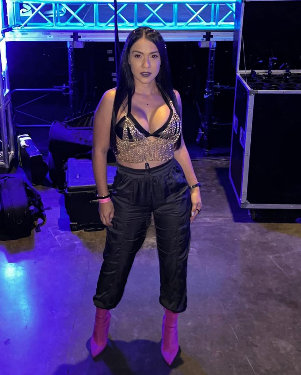 KCryptotrainer's tweet photo. Que tal un Metaverse Avatar? 
#metaverse #web3 https://t.co/jMCujcm5ZS