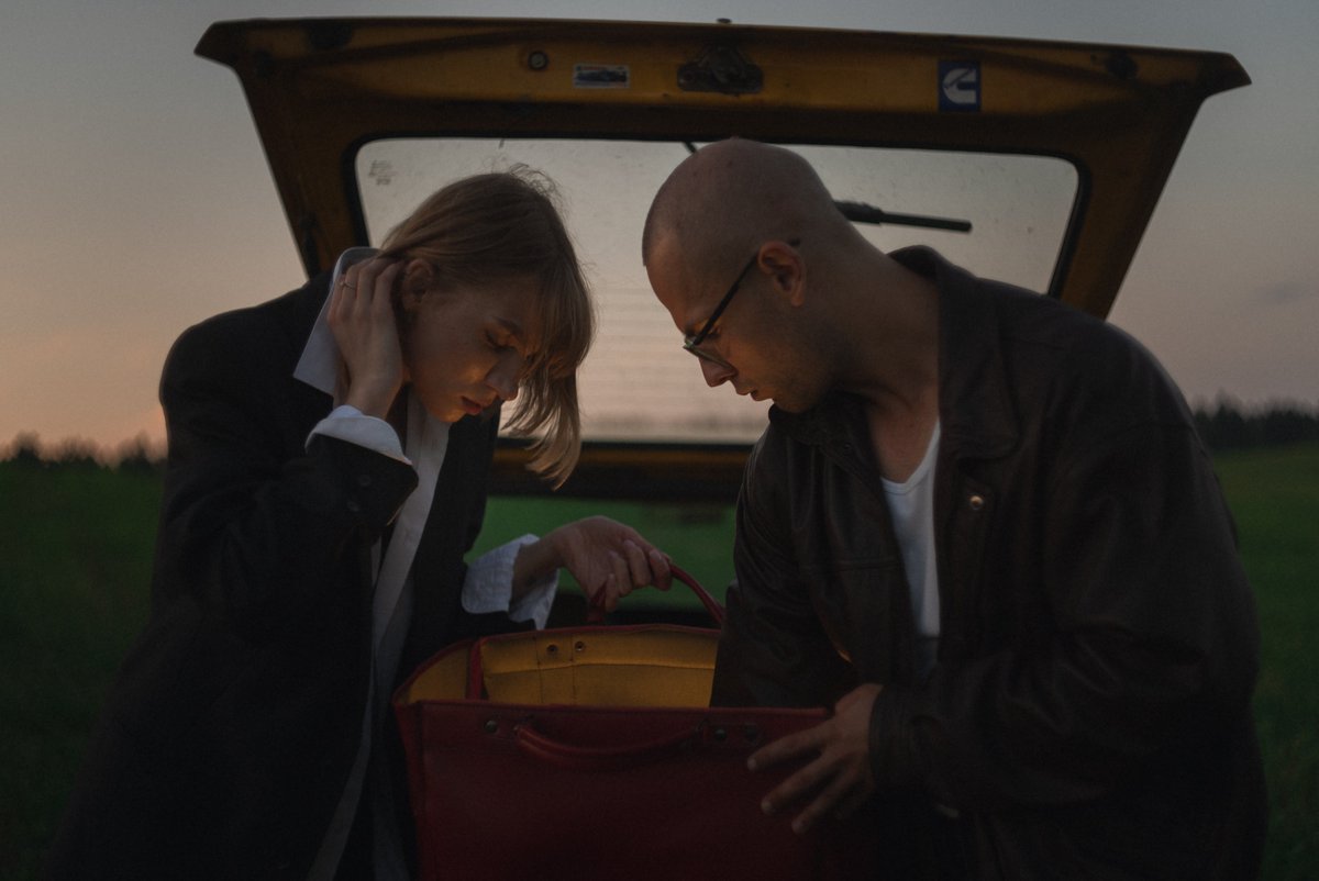hleblat's tweet photo. Frome Belarus with love.
More photos in https://t.co/1Q4yehdgzv

#golf1 #art #photography #portrait #auto #belarus #nature #cinema #cinemati #film #story #girl #model #fashion https://t.co/IuApQ0RnT9