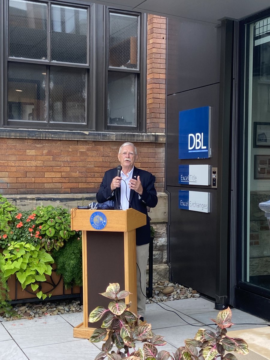 ⁦<a href="/DBLLaw/">DBL Law</a>⁩ is proud and happy to be in ⁦<a href="/covingtonkygov/">City of Covington, KY</a>⁩!  Thanks to Mayor Meyer, ⁦<a href="/RepublicBank/">republicbank</a>⁩ and many others for helping us make it happen.