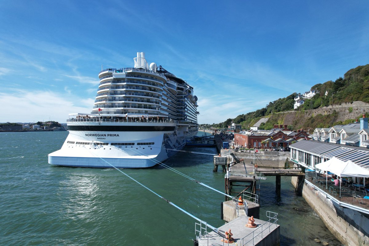 Farewell 🌊 👋 
Just after departing after it's maiden voyage and Cobh visit
<a href="/CruiseNorwegian/">Norwegian Cruise Line</a> 
𝐍𝐨𝐫𝐰𝐞𝐠𝐢𝐚𝐧 𝐏𝐫𝐢𝐦𝐚.

<a href="/PortofCork/">Port of Cork</a>