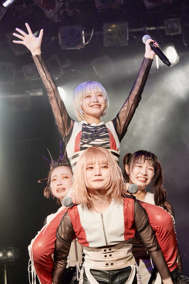 pai1000xxx's tweet image. ASPメジャーデビューおめでとう🎉
これから宇宙一の景色を観にいこう
#ASPメジャーデビュー
#ASP行かなきゃ後悔しないように