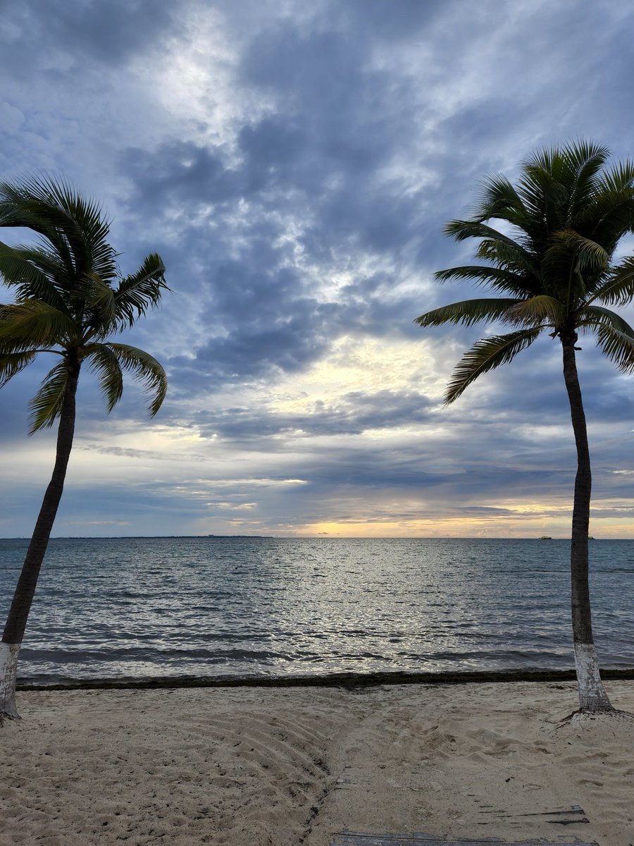 Nubladito, hoy, 30 de agosto del 2022.
#Cancun