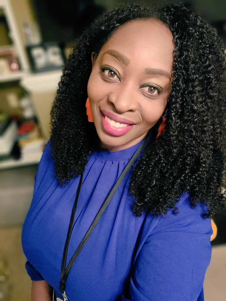 NESAPKJones's tweet photo. #APKlife🍎
@NorthsideES Day 2! Ready to seize the day the #NavigatorWay!!! 🧡💙🧡 @CSharplessNES #ThinkandActDIFFERENTLY @CHCCS #Year19🤩 https://t.co/F89lc68g1x
