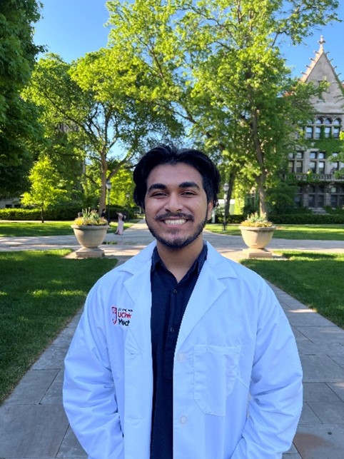 UChicagoCareers's tweet photo. Ash Arian’s extensive experience in wet-lab and clinical research aligns with his internship at the UChicago’s Summer Research Fellowship in Bangladesh! Ash focuses on the health effects of household air pollutant (HAP) on fetal growth & early childhood outcomes. #MetcalfsAtWork https://t.co/zJP3uOb3gG