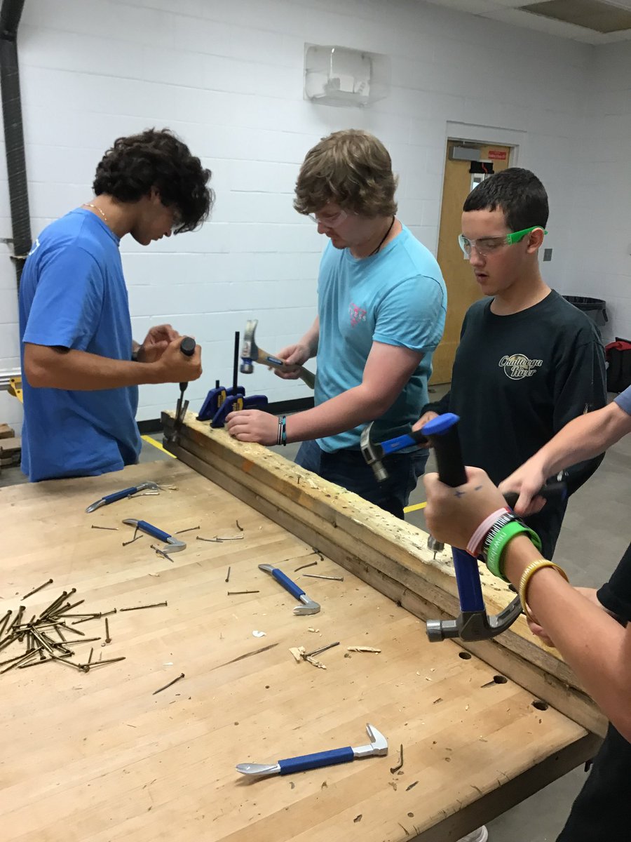 kahlerCHS's tweet photo. Wonderful seeing our Construction Academy students working in the lab!  Mr Tester is going to do wonderful things with his program 😁 Needed materials and equipment 🔨⚙️ have been arriving  and we’re excited to see them being used!    #ConstructionAcademy #OneHurricane @CHSCanes https://t.co/LQ1Opoy3BM