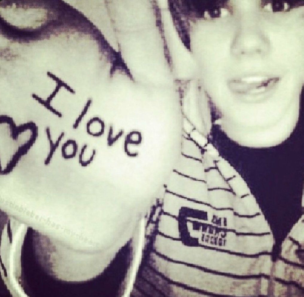 1heartwarner's tweet photo. @yousuckmai jb wanted me to give u a message https://t.co/rHeAlWNsxc