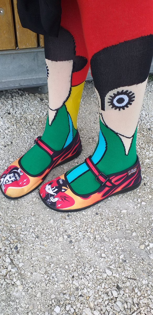 kebabette's tweet photo. Getting prepped for my first @WORDChCh event today. #WORDrobe is Penguin lovin' book pin and A Clockwork Orange socks. Have a fab WORD everyone! 💋 https://t.co/GxLFPV0e2a