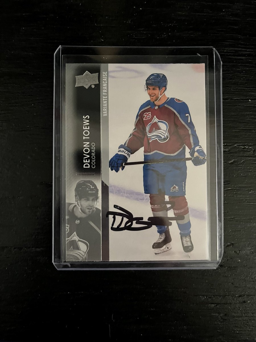 e_nick24's tweet photo. another mail in just came back! thank you so much!! @DevonToews6  @Avalanche https://t.co/sHxP2TmuLe