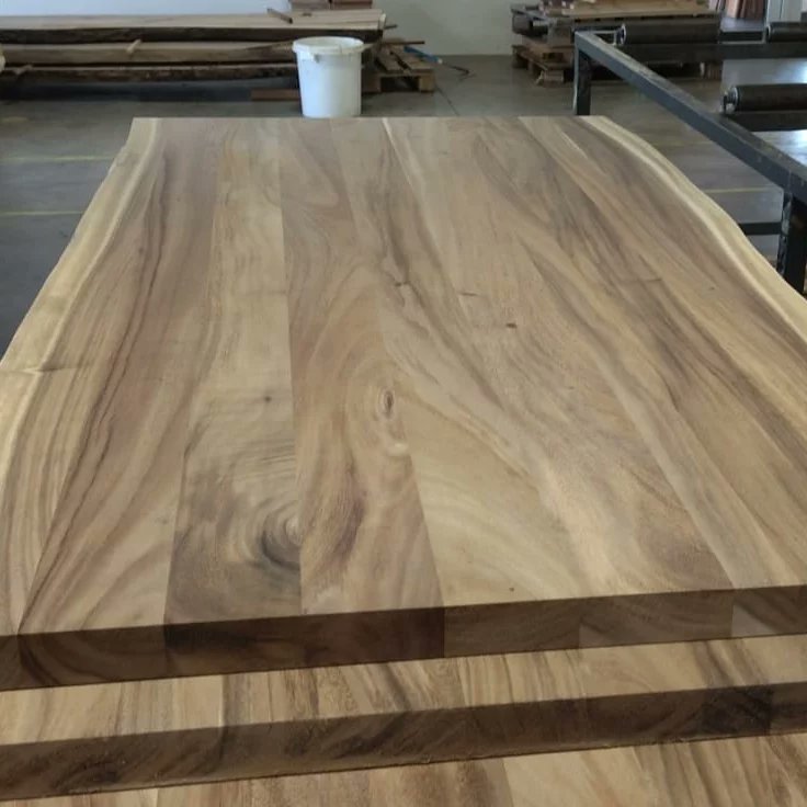 CountertopsV's tweet image. Saman - stolové desky