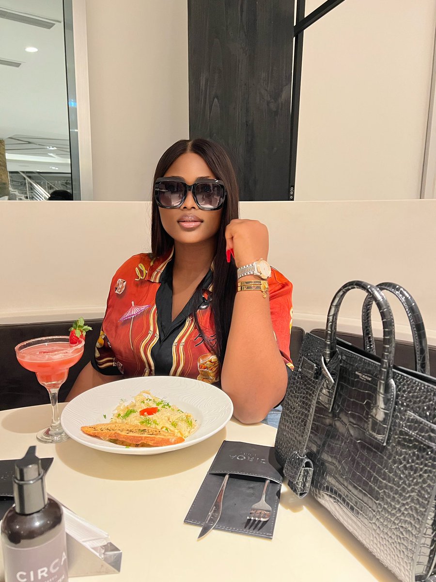Matildaamaobi's tweet photo. I’m too beautiful in and out 🥵❤️🥰 https://t.co/g0YYpZvJ8j