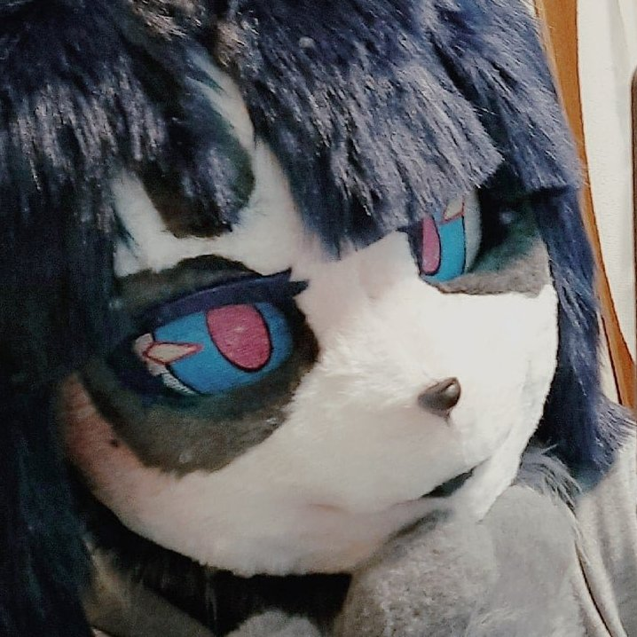 CanidCyberware's tweet photo. Hey! This is where I mainly dump my fursuit progress photos while I'm working. I made a new account to try and not clog up my main art account! 💌
I hope to make occasional pre-mades sometime in the future, once I get a little more confident.

Art &amp; Personal : @RAIDENK00 https://t.co/X2O1HZtJuA