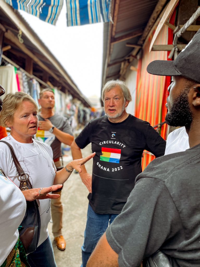 RobertaAnnan's tweet photo. The fashion industry generates a huge amount of waste, with clothing either being dumped in landfill or shipped to lower-income countries to be sold — causing mostly environmental, economic and social damage.
#AnnanCapital #IFFAC #CircularityWorks https://t.co/VnOWqLajA7