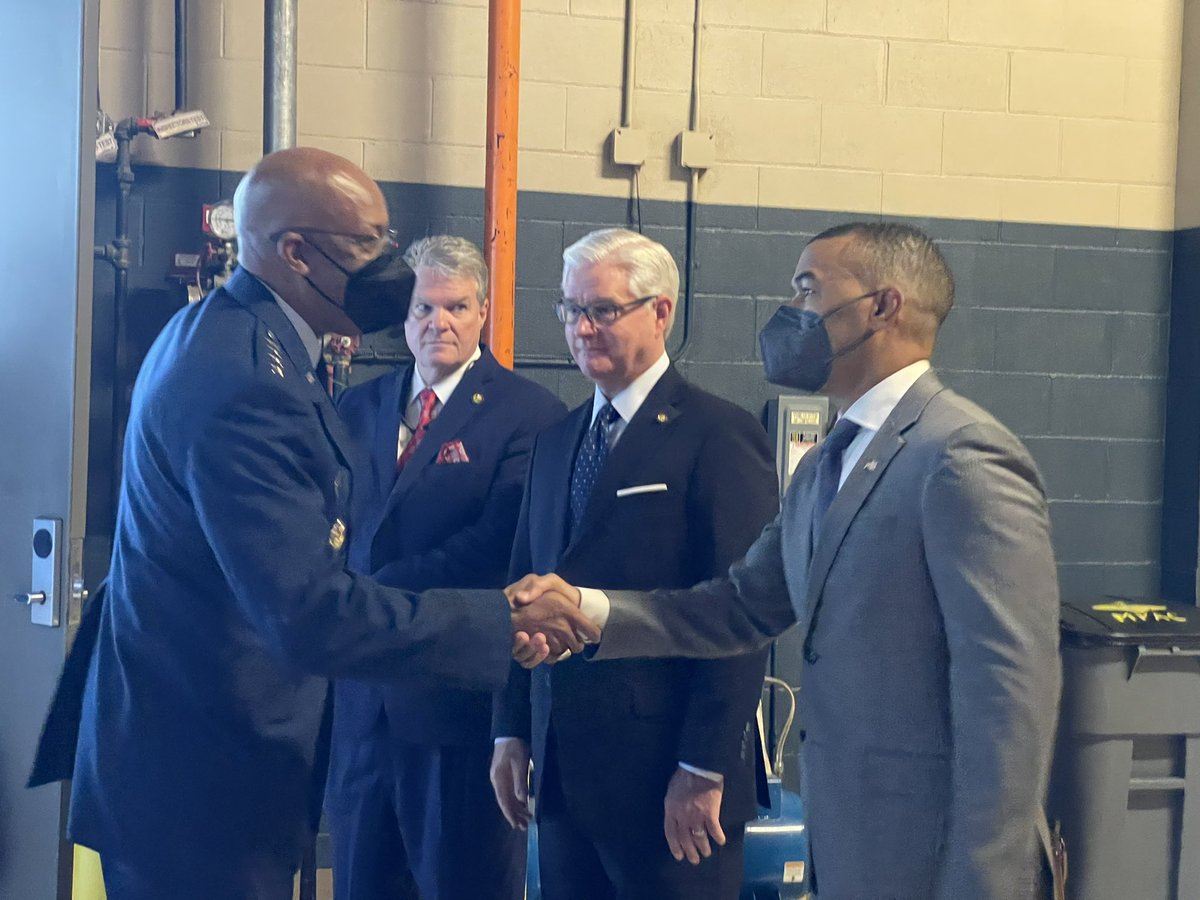 MayorofMgm's tweet photo. We proudly welcomed @usairforce Chief of Staff @GenCQBrownJr to Montgomery today.
He joined us as part of a large contingency of thousands of cyber leaders and air power innovators in town for #DAFITC! #newmontgomery #usaf #AFITC https://t.co/34HKoe96A4