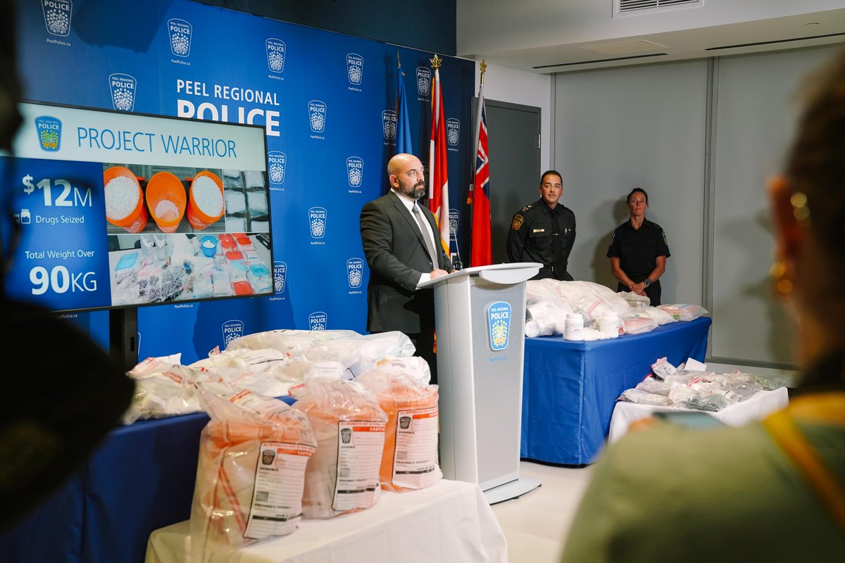 ChiefNish's tweet photo. Proud of @PeelPolice’s Specialized Enforcement Bureau who shared details at this morning’s news conference about an investigation that resulted in arrests of individuals trafficking drugs throughout Peel Region and the GTA. Thank you for keeping our communities safe! https://t.co/t7VqxosWSA