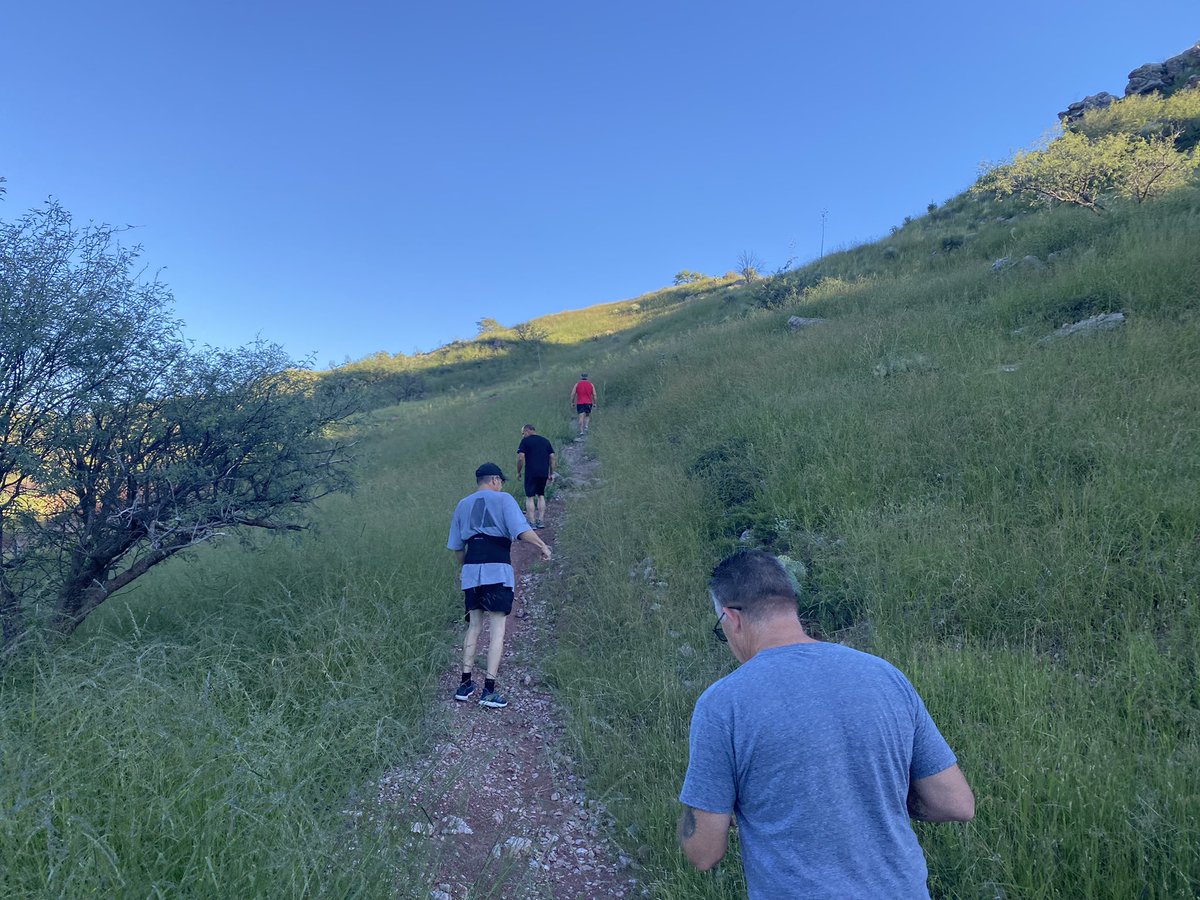 Wellbeing_au's tweet photo. #beautiful #hike this morning with my new #mates from #warriorpathh fantastic views of #SamtaRita #Mountains #posttraumaticgrowth #strugglewell #goodtimes #bouldercrest https://t.co/b1QwXRsU3n