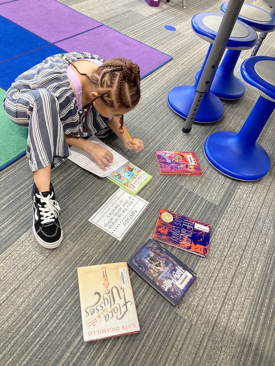 teachmrsstrong's tweet photo. Students are dining at our Book Tasting today! They are learning all about what genres that they love the most!#readingchoices #weareallreaders @nv_panthers https://t.co/TO687nHt7i