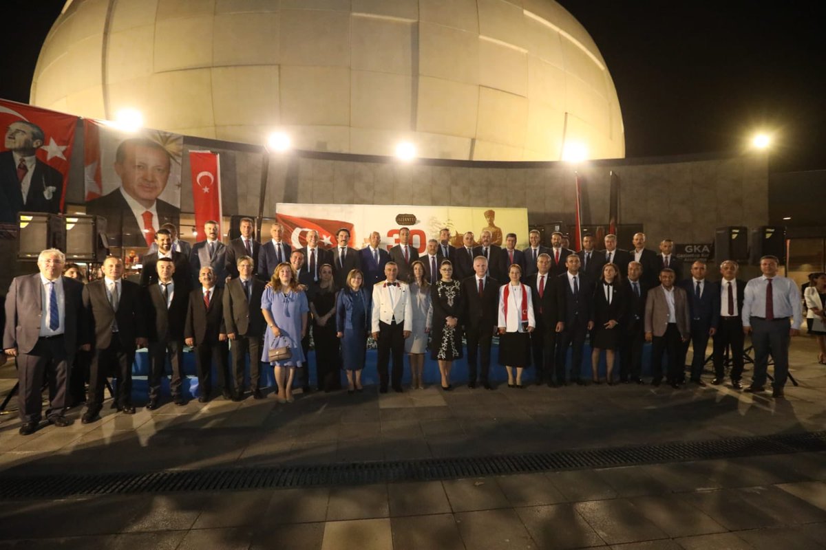 30 Ağustos Zafer Bayramı'nın 
1️⃣0️⃣0️⃣. yıl dönümü dolayısıyla, Gaziantep Valimizin ev sahipliğinde düzenlenen resepsiyona katıldık.

Ulu Önderimiz Mustafa Kemal Atatürk 'ü ve silah arkadaşlarını saygı, rahmet ve minnetle anıyorum….🇹🇷🙏🇹🇷