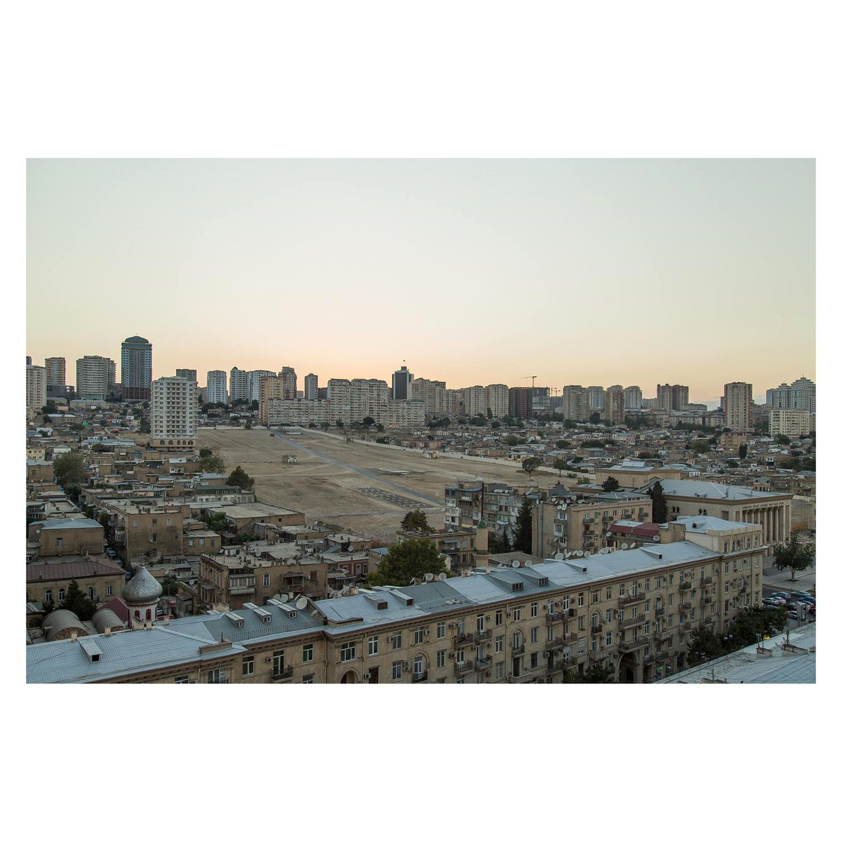 Bölgü.
şimali Sovetski, cənubi Sovetski.
İndiki Mərkəzi Park.
6 il öncə.