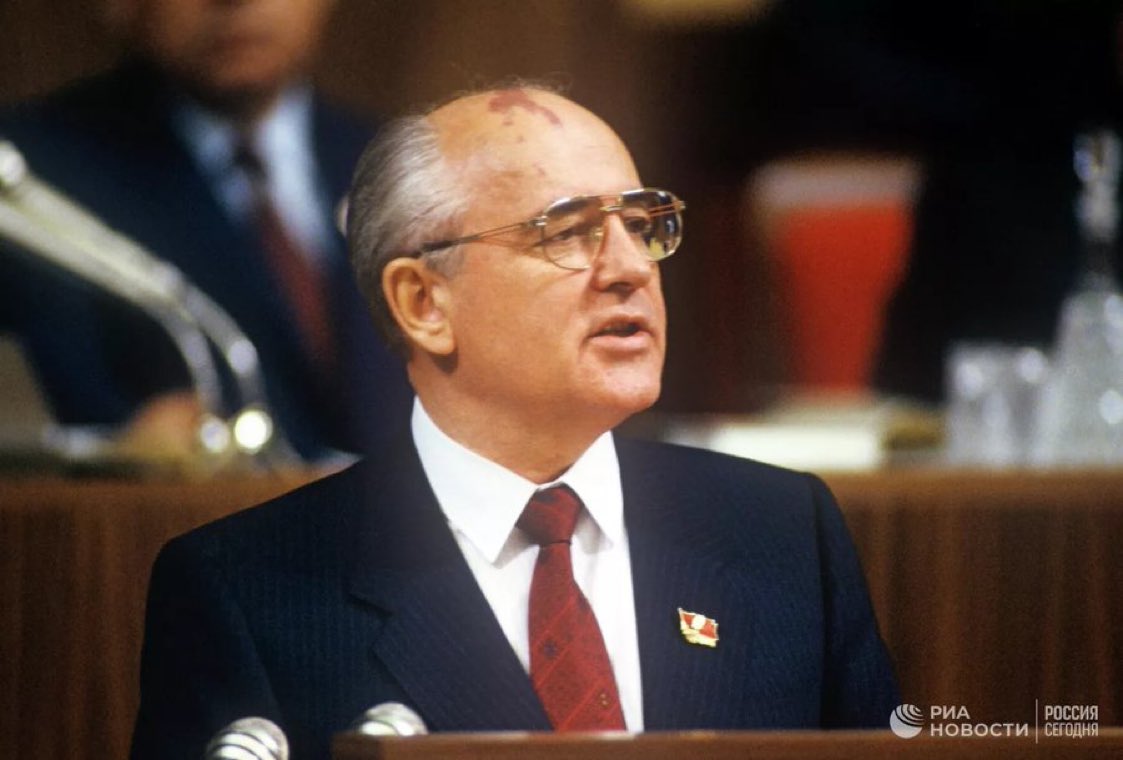 COUPSURE's tweet photo. Russian state media announce the death of Mikhail Gorbachev. https://t.co/un4to4hLp8