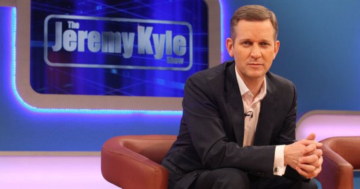 derrymathews23's tweet photo. Didn’t no Jeremy kyle managed Leeds united https://t.co/zC4TfB214b