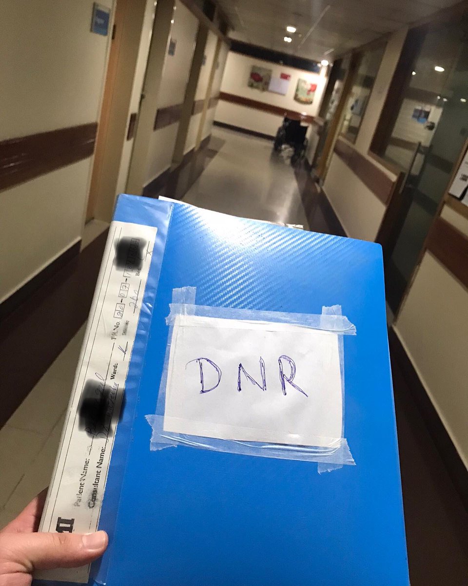 asfand895's tweet photo. “DO NOT RESUSCITATE”
It's the time when no one is there to help you out. With a heavy heart and tearful eyes, we gave the DNR status, and that's the only time when everyone is helpless. It's only you, fighting for life and death, who finally meets eternal life. 
#mbbs #doctor https://t.co/i1N6PdhNra
