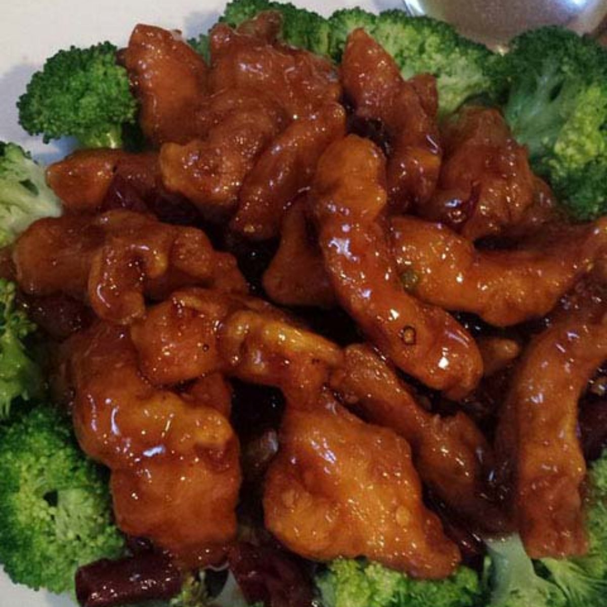 chefwang_'s tweet photo. Our philosophy is simple: Great food is prepared by great people. #AsianFood #ChefWang #NYFoodie #sushi #DimSim #takeout #delivery #NewHydePark #NY https://t.co/zyPycgo8fU