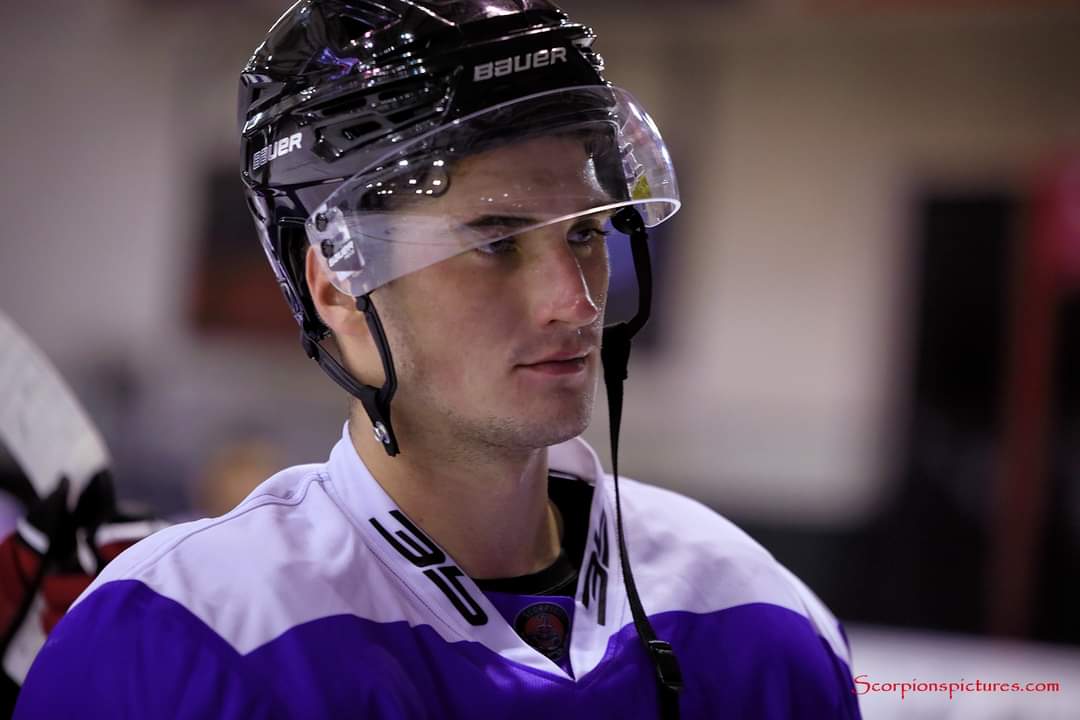 ScorpionsMulho's tweet image. Les Scorpions se sont inclinés d'une courte longueur ce soir chez les @PionniersHockey (3-2).
Fontaine était devant le filet. Buts de Salve et Gegeris.
Prochain match vendredi à Küsnacht 🇨🇭