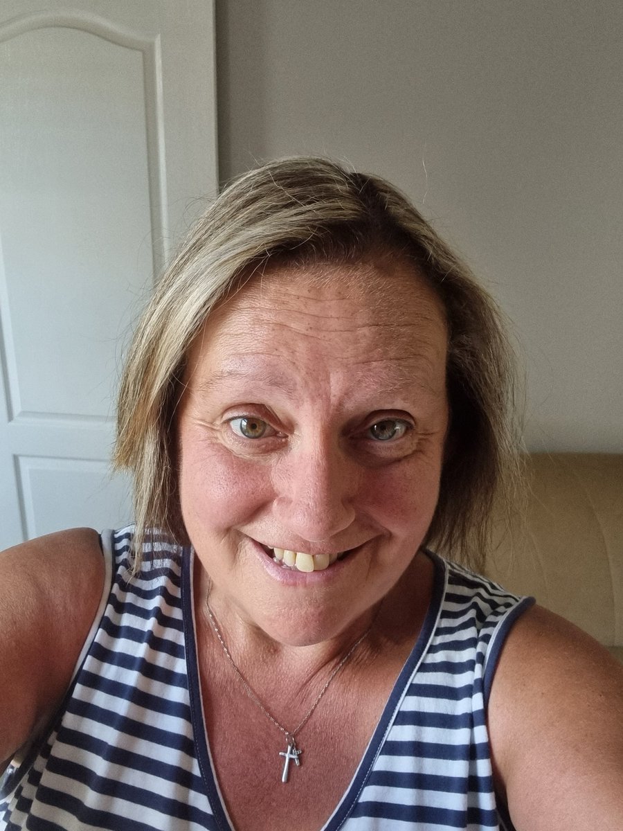 jayney13's tweet photo. New hair don't care,I love my family and yeah even my husband @PhilLeader no matter what..... https://t.co/ZK5xbKV0t9