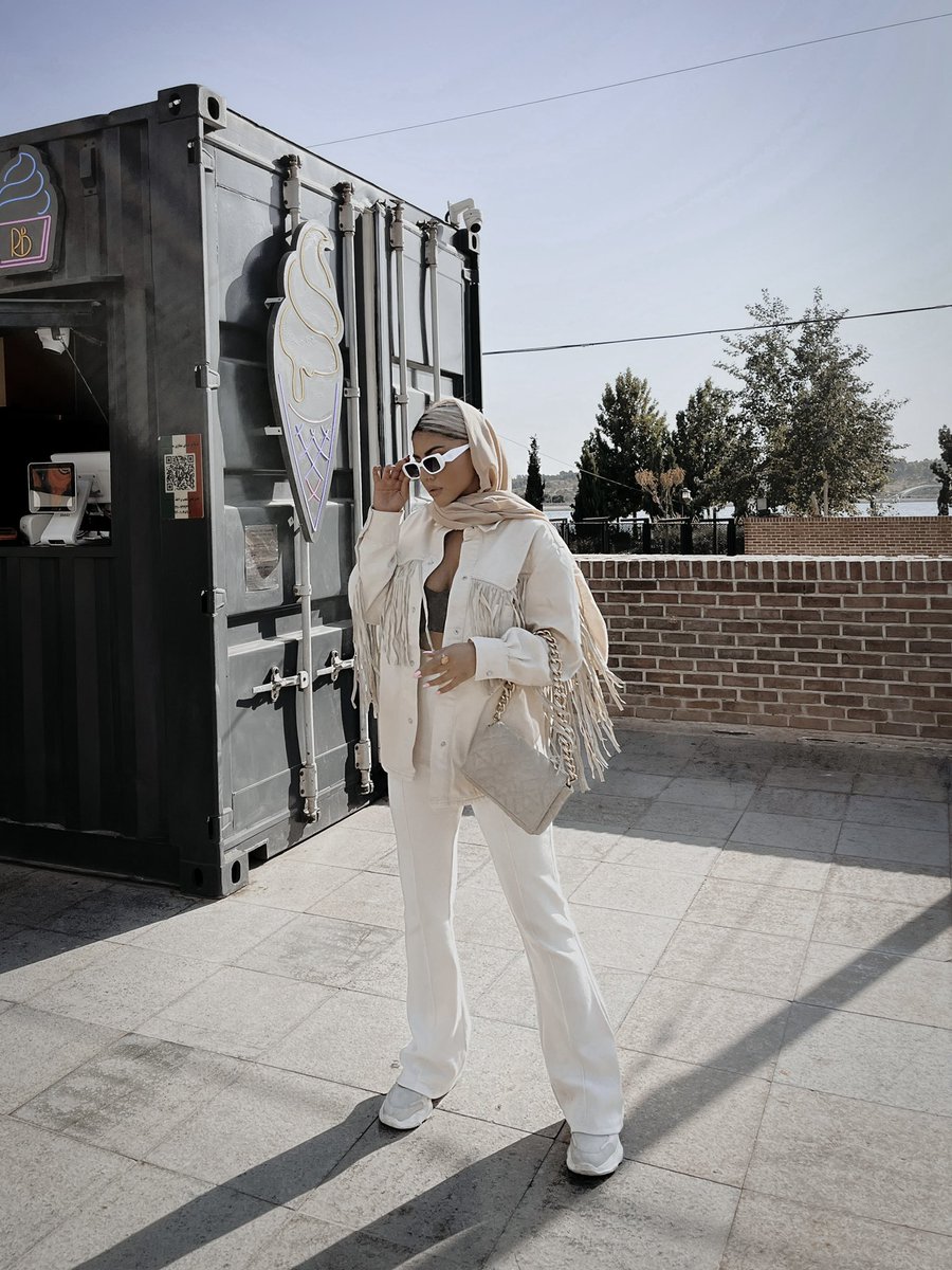Fateme mazaheri tweet media