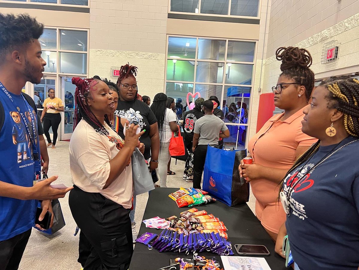 efvm_hq's tweet photo. #EFVMGivesBack We enjoyed connecting with the students at @AlbanyStateUniv during the #GoodLifeExpo! We look forward to continuing building a relationship through outreach, support, and exhibiting the love of Christ! #EFVM #ASU #BackToSchool https://t.co/SHZYGOeYIu