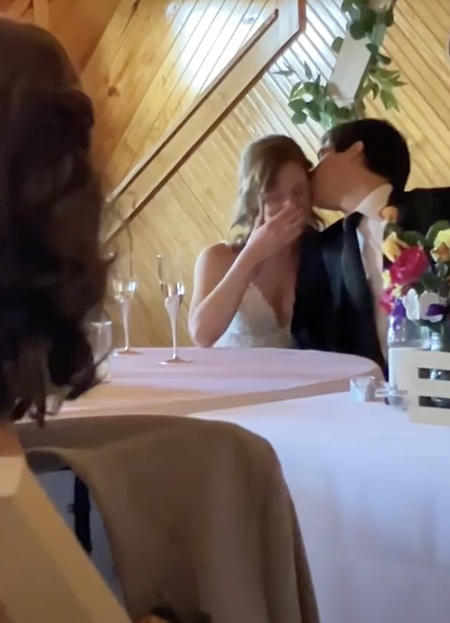 songfinch's tweet photo. POV: You gifted the bride and groom a custom song 😍😭 https://t.co/NIz9p9nESX