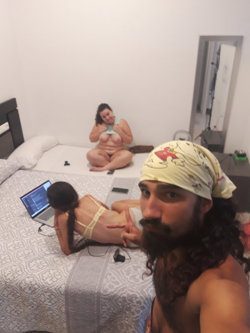 &iquest;Alguien adivina qu&eacute; vamos a hacer en los pr&oacute;ximos d&iacute;as? @lariitali @LittleBiocide https://t.co/oPQG<a href="/tag/xhamster"class="tags"><span>#xhamster</span></a>
