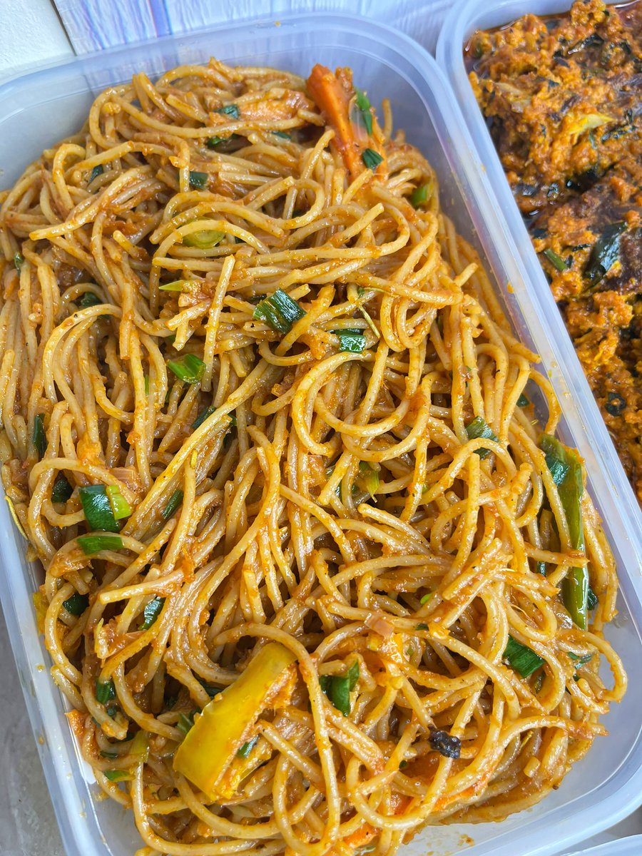 AidylKitchen's tweet photo. Check this out. 

Slide 1 - The Request

Slide 2 - The Meal

Slide 3 - The Feedback 

This spaghetti was pasta-tively amazing.  👌 https://t.co/TJFsmeJUDN