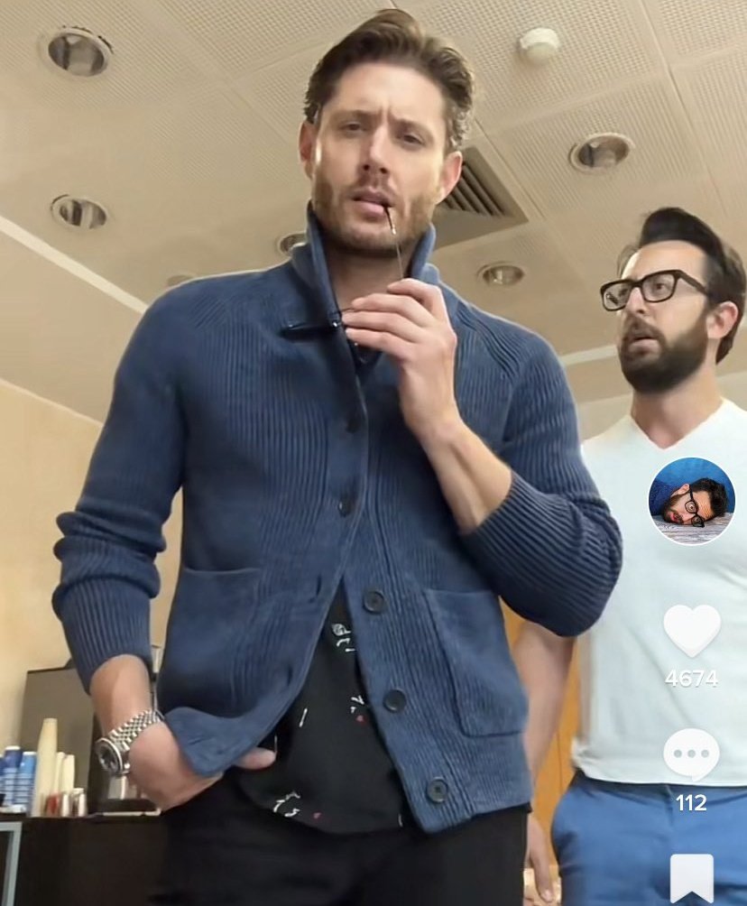 acklescrewball's tweet image. OH FUCK 
JENSEN ACKLES!!!!!!!!!!