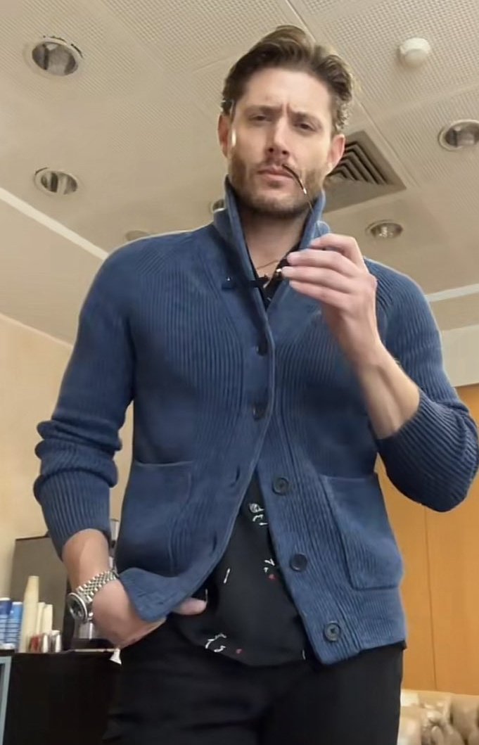 acklescrewball's tweet image. OH FUCK 
JENSEN ACKLES!!!!!!!!!!