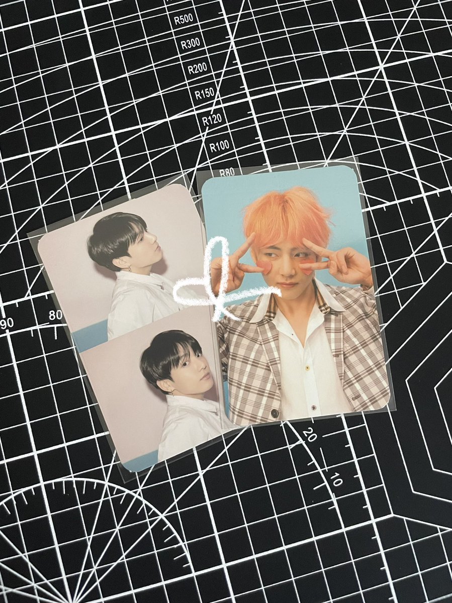 gcftprio's tweet photo. 💌#rainereceived  
ˋ°•* taeh ans f &amp; koo motsp v1 ! ˚ ༘♡ ⋆｡˚
    
   💭 hii @MaSugaJin taekoo came home today ! tysm for the smooth transaction and for packing the pcs safely !! till next transaction po ^^ 🤍

     #soldbymsj 🧾 https://t.co/YoBYtx87fV