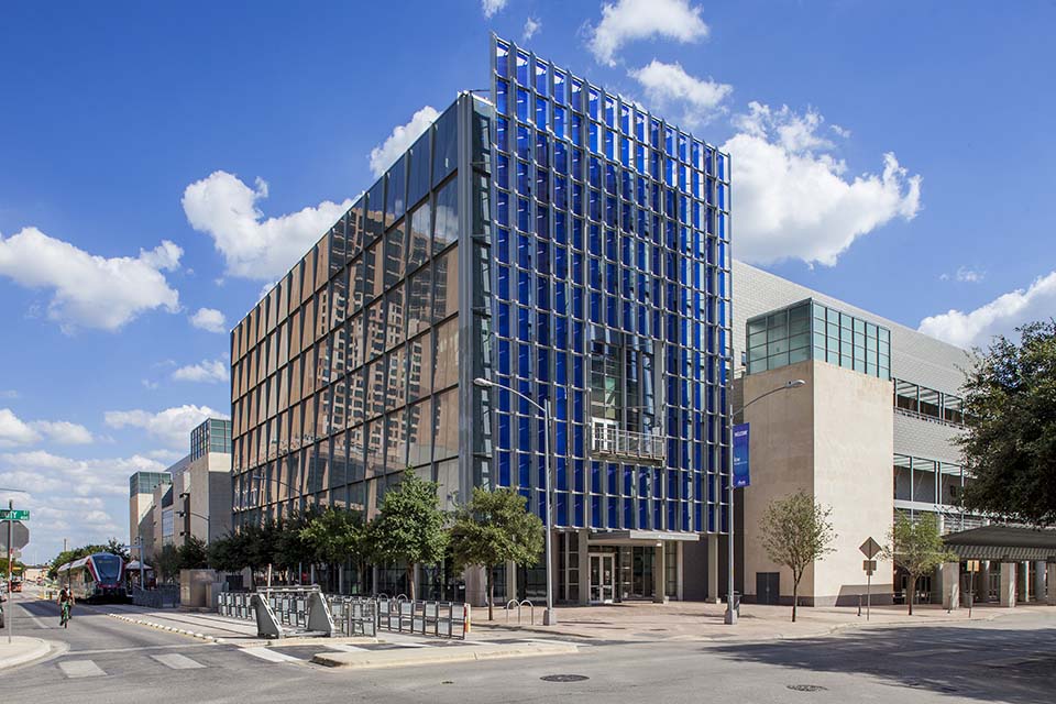 cityink18's tweet photo. Profile- Austin Community Center 
https://t.co/aGIjBQpxfQ………
https://t.co/q1JuYqujXv

#Texas #photography #entertainment #book https://t.co/lSsgRFzXnw