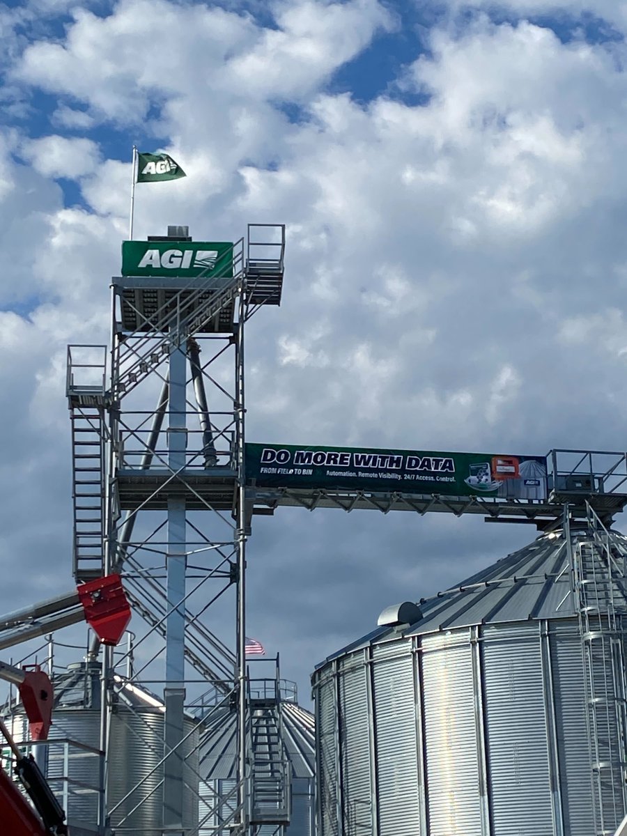AgGrowthIntl's tweet photo. Day one of @FPShow is underway. We can’t wait to meet with you and show you how our full systems solutions can help you streamline your farm. 
#FPS22 #AGIatFPS https://t.co/GxrjR4TMF1