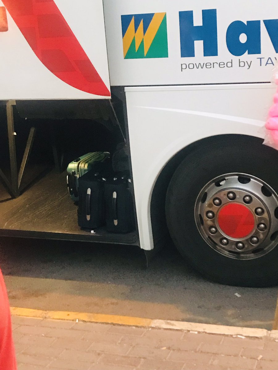 Normal misiniz yoksa otobüs bagajı kapanana kadar valizinizi mi kontrol ediyorsunuz?