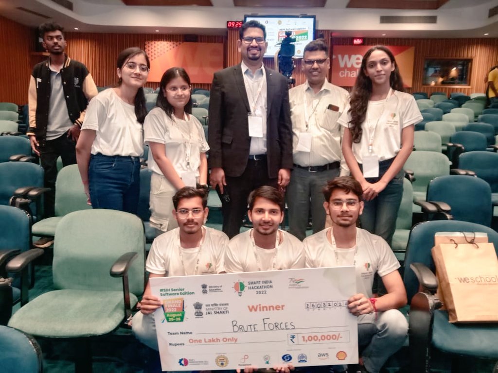 _Yashasvee_'s tweet photo. and We won✨

Team #BruteForces
Yashasvee Dwivedi - Leader
Siddhant Mishra
Shruti Tiwari
Ayush Verma
Cherrie Verma
Prashant Babu 

thanks everyone for their best wishes and support in our journey.

#SIH2022 
#gratitude 
#winners
#PM_ModiAtSIH #InnovationSeAtmanirbharBharat https://t.co/BfamDvTQbx