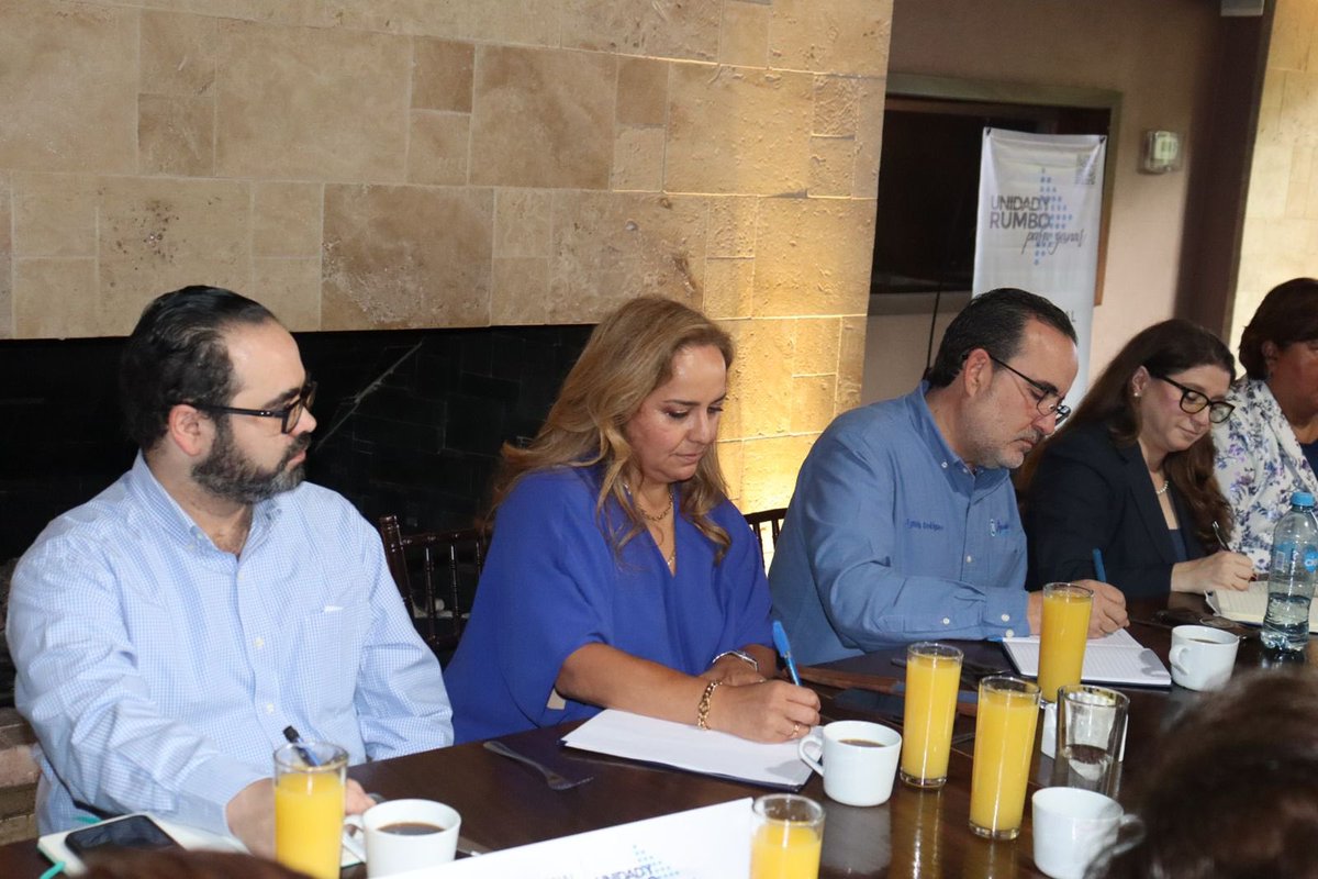CDEPANDurango's tweet photo. Iniciamos en #Durango el Proceso de Socialización y Consulta de las Propuestas de Reforma de Estatutos y Actualización del Programa de Acción Política.
¡Uniendo acciones seguiremos con unidad y rumbo para ganar!
#Consulta2022 #PANDurango https://t.co/oojur0eEzu