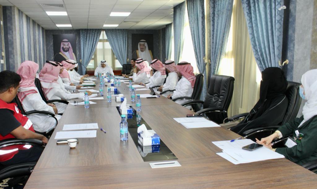 badrprovince's tweet photo. عقد المجلس المحلي بـمحافظة #بدر اليوم الثلاثاء  الموافق ١٤٤٤/٢/٣ اجتماعاً برئاسة #محافظ_بدر_رئيس_المجلس خالد الضويان وناقش المجلس الموضوعات المدرجة على جدول الأعمال واتخذ حيالها عدد من التوصيات. https://t.co/ALF2kgBk4S